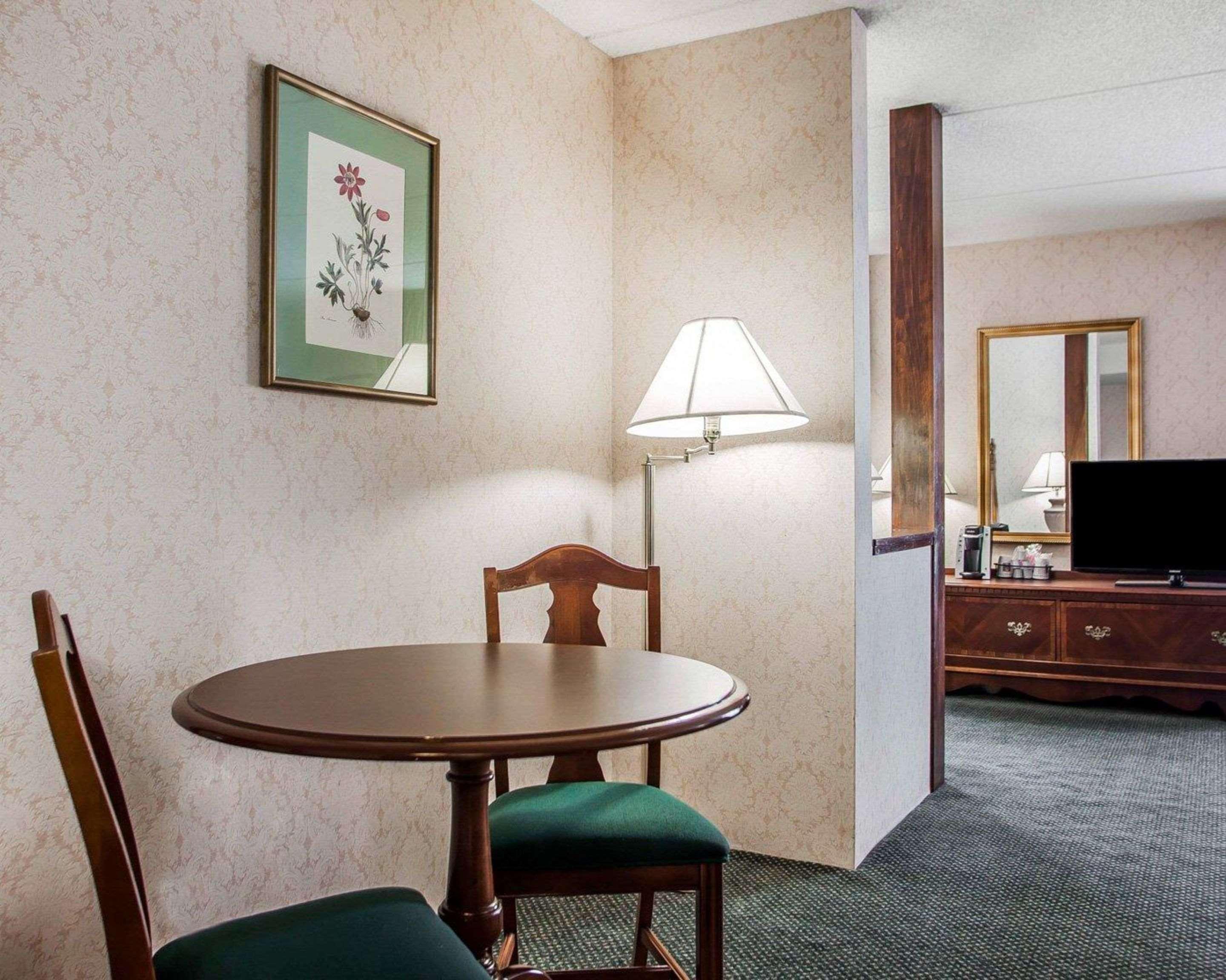 Quality Inn Montgomeryville-Philadelphia Exteriör bild